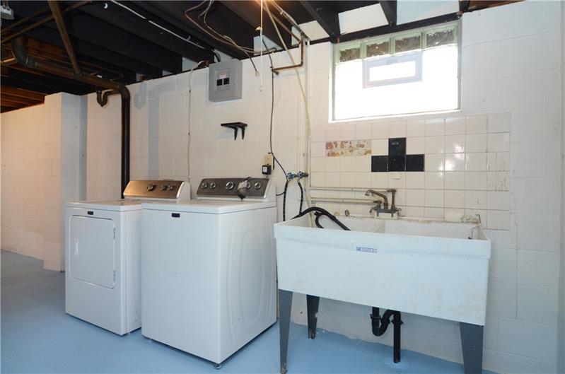 108 NORTH Branch Center Monaca, PA 15061 - Photo 18 of 22 Gallery Image 18