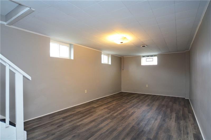 108 NORTH Branch Center Monaca, PA 15061 - Photo 19 of 22 Gallery Image 19