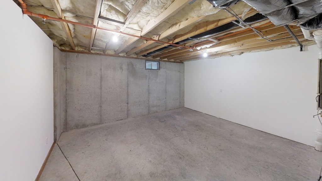 33 Ridgewood Drive, Unit 33 Atkinson, NH 03811 - Photo 15 of 19 a view of hallway