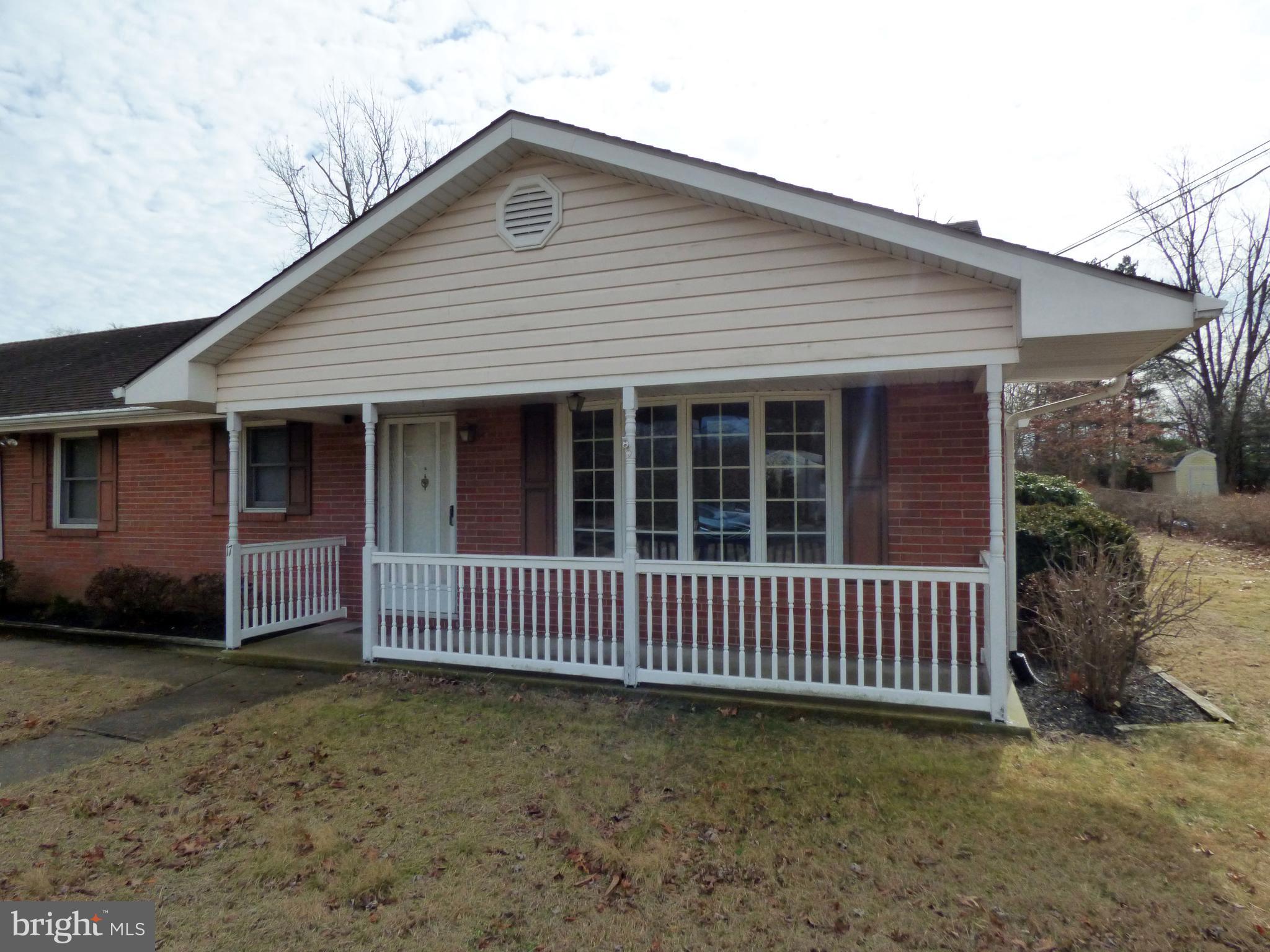17 Lerro Road Pedricktown, NJ 08067 - Photo 4 of 45 Gallery Image 4