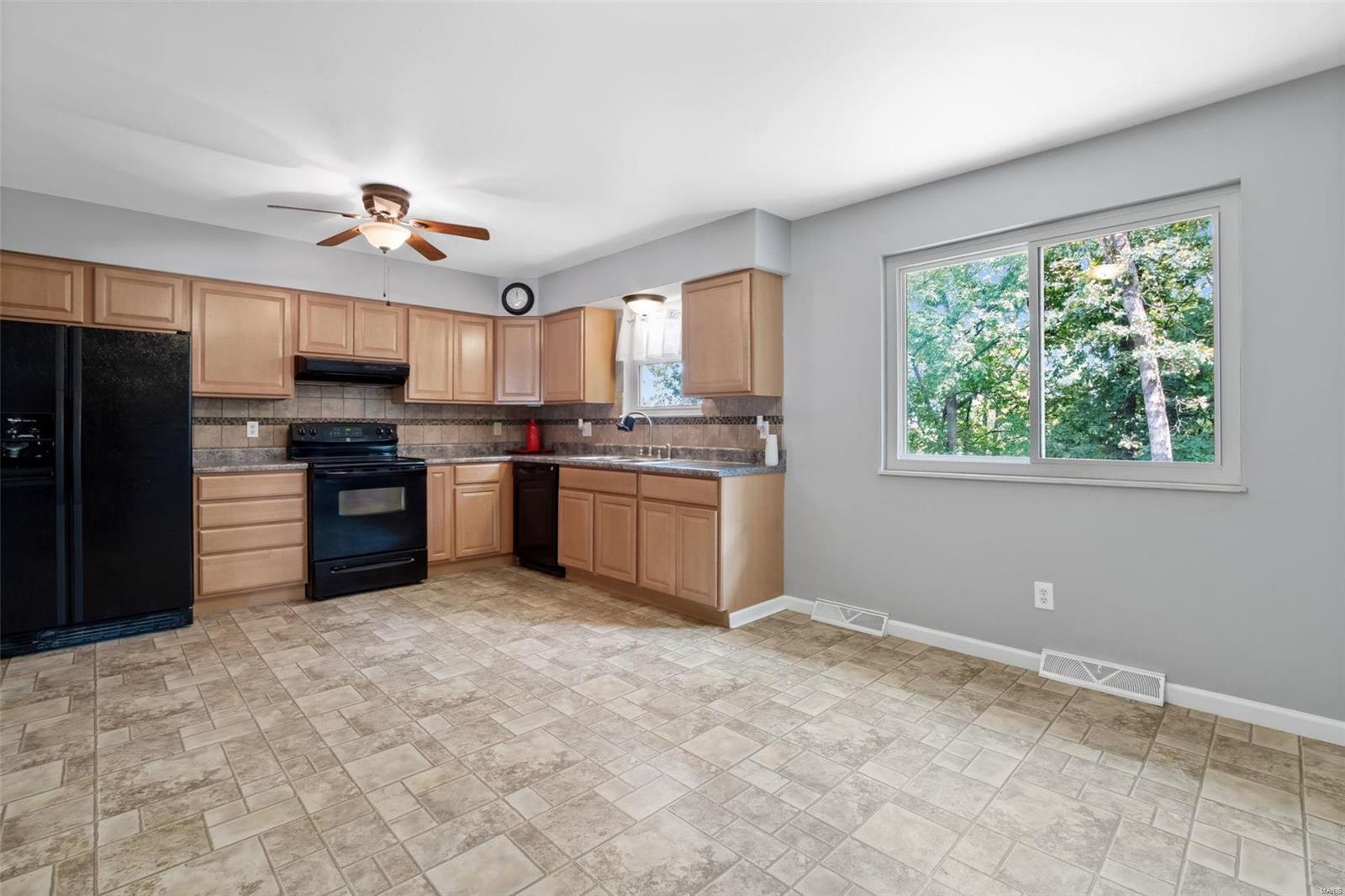 922 Old Bryan Road O'Fallon, MO 63366 - Photo 17 of 24 Gallery Image 17