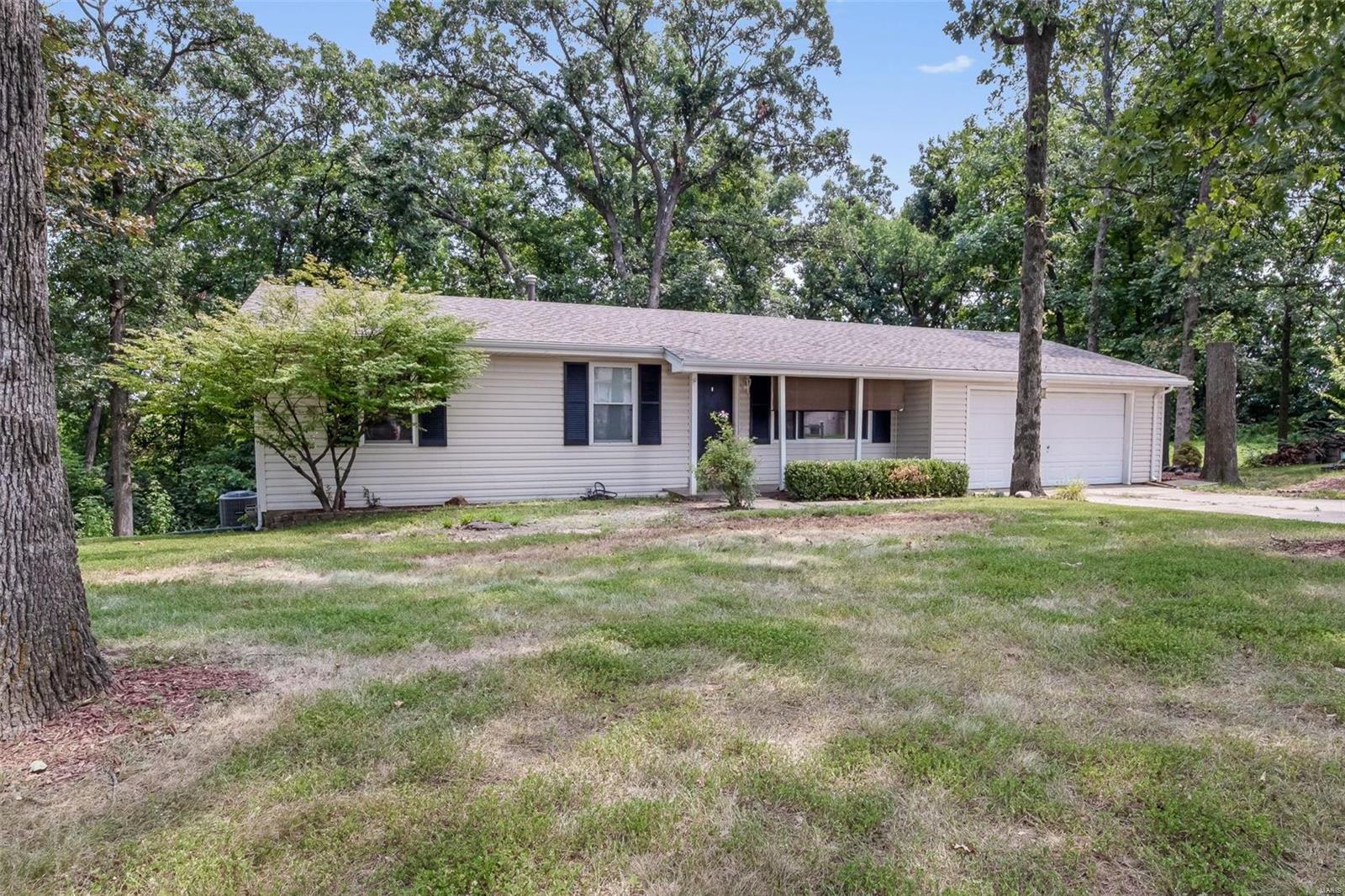 922 Old Bryan Road O'Fallon, MO 63366 - Photo 3 of 24 Gallery Image 3