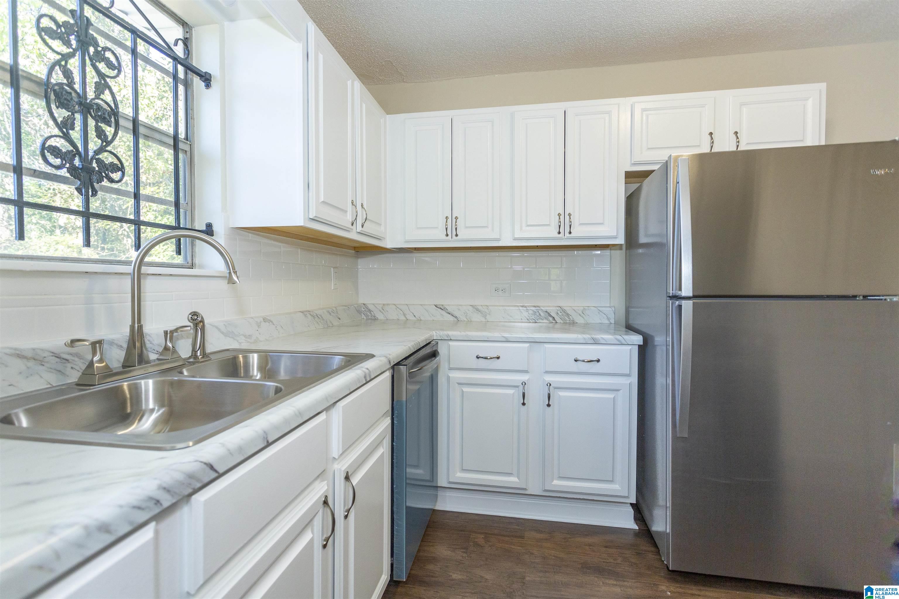1320 Hall Street Southwest Birmingham, AL 35211 - Photo 25 of 42