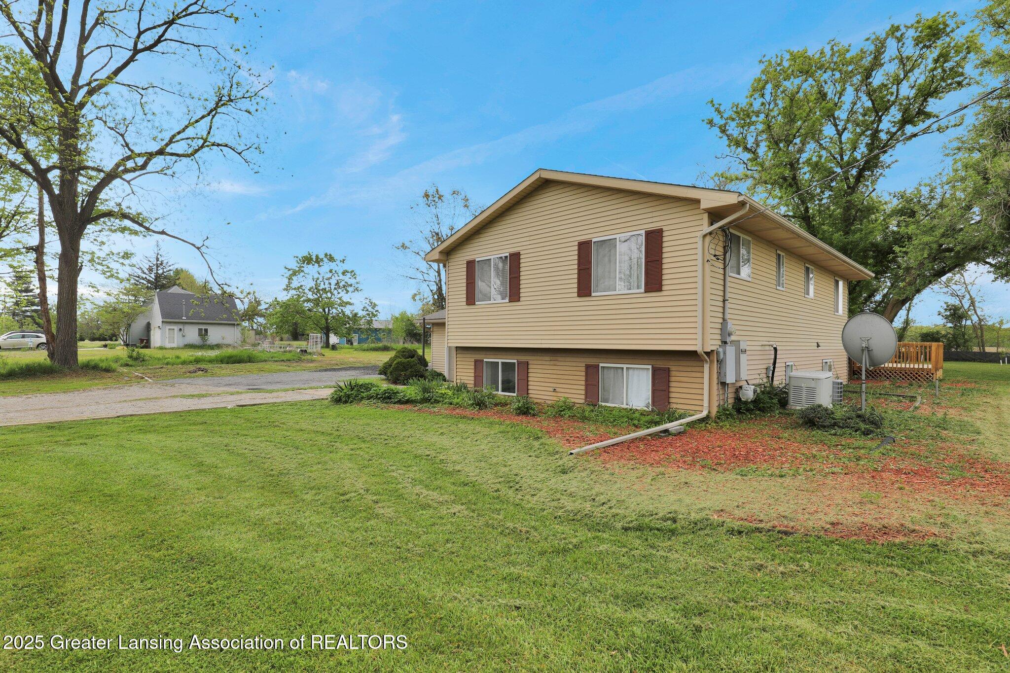 5715 West Barnes Road Eaton Rapids, MI 48827 - Photo 49 of 50 49-web-or-mls-Open Ended Media-8