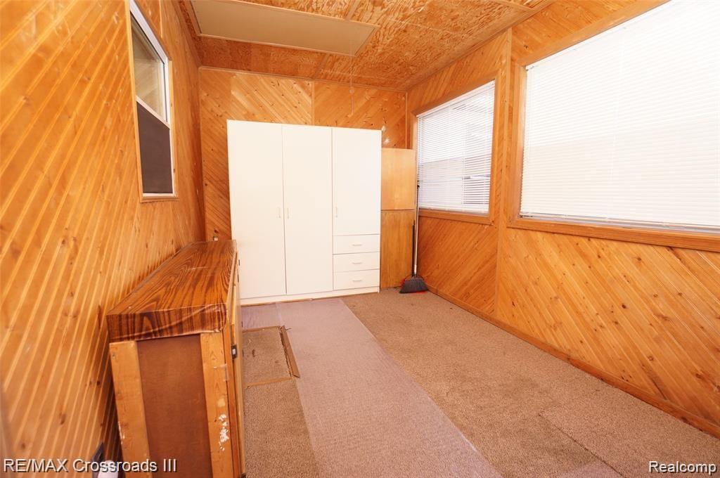 21807 Telegraph Road Trenton, MI 48183 - Photo 25 of 27 Gallery Image 25