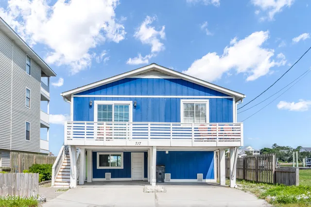 $2,200 | 717 Canal Drive, Carolina Beach, NC 28428