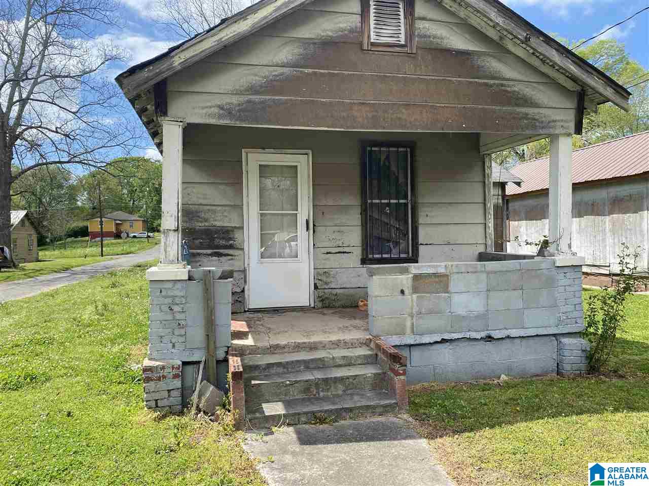 1300 Stephens Avenue Anniston, AL 36201 - Photo 1 of 20