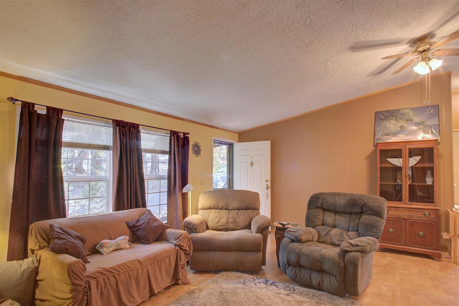 610 Summit Loop Grants Pass, OR 97527 - Photo 10 of 26 Additional Photo