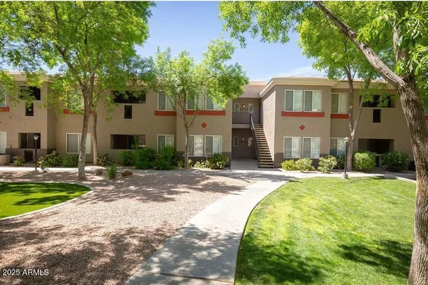 $1,391 | 17447 N Ave Of The Arts, Unit 1, Surprise, AZ 85378