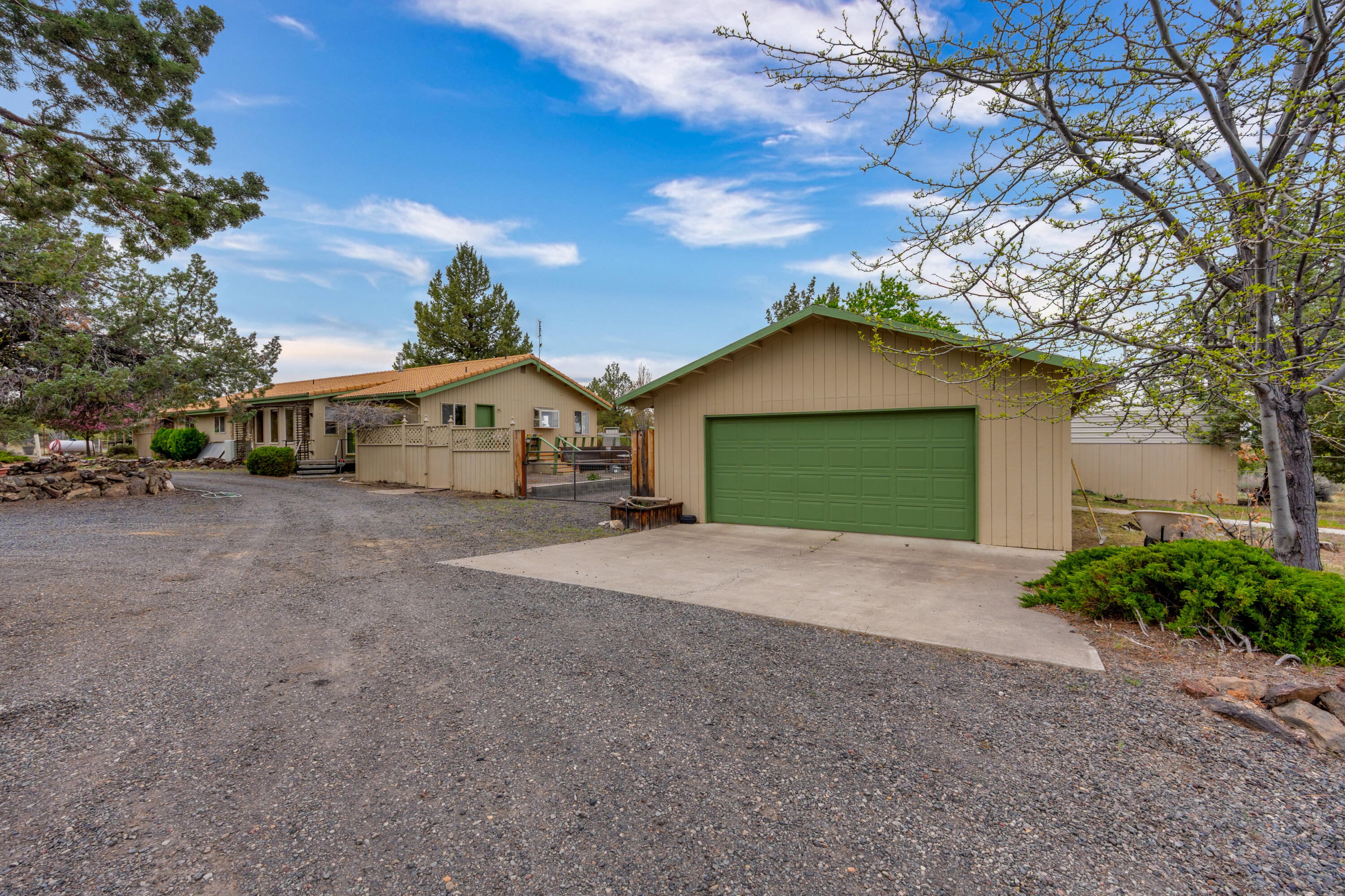 501 Northwest 103rd Street Redmond, OR 97756 - Photo 30 of 40