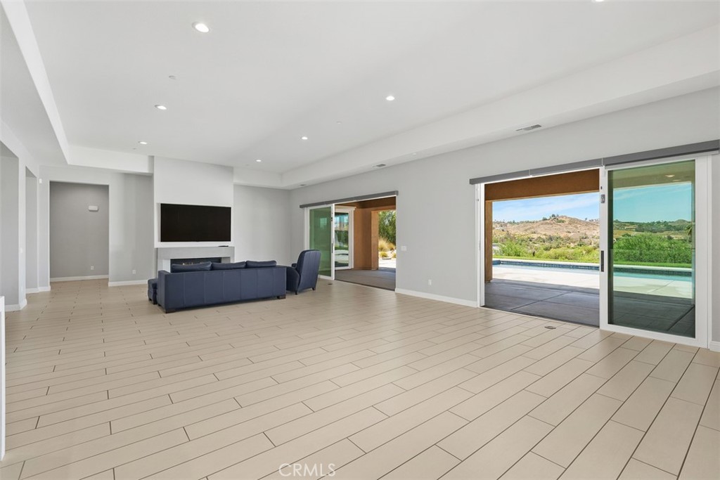 17457 Bretton Woods Place Riverside, CA 92504 - Photo 6 of 37