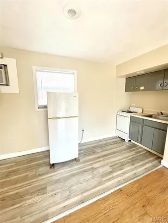 $700 | 9902 West Main Street, Unit 4, Belleville, IL 62223