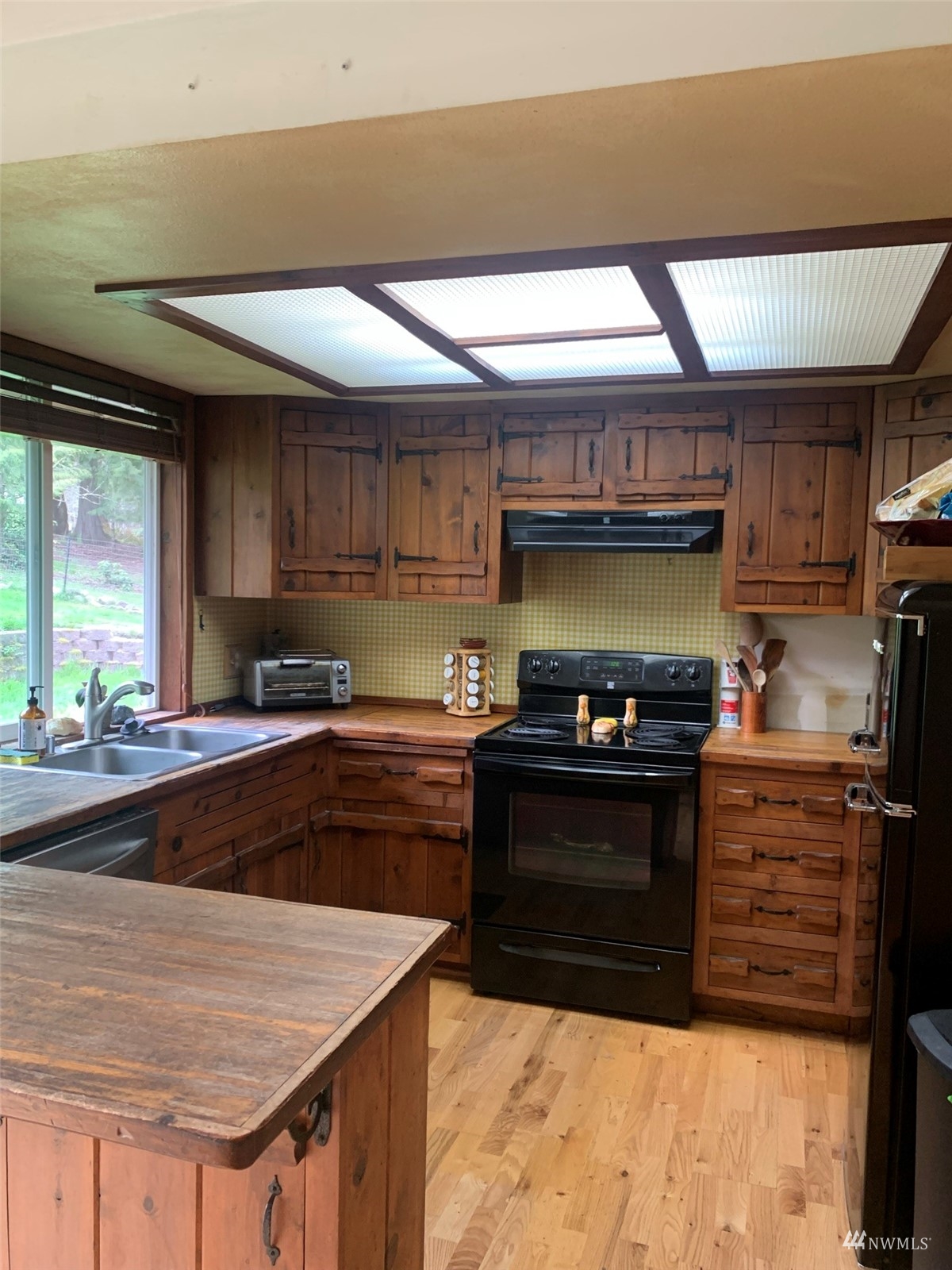 1284 Township Line Road Port Angeles, WA 98362 - Photo 10 of 32 Gallery Image 10