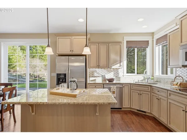 $895,000 | 11 Thompson Drive, Washougal, WA 98671