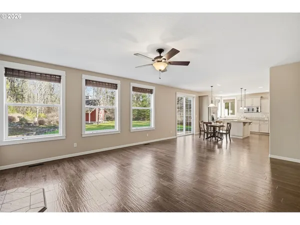 $895,000 | 11 Thompson Drive, Washougal, WA 98671