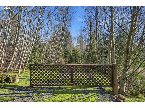 $895,000 | 11 Thompson Drive, Washougal, WA 98671