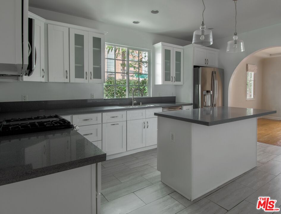 159 North Hamilton Dr  