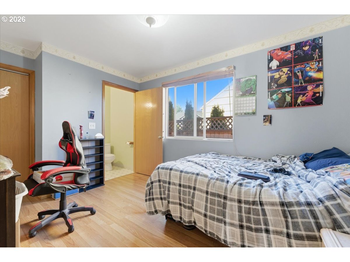 833 Southeast 151st Avenue Portland, OR 97233 - Photo 23 of 47