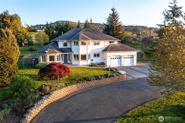 $1,190,000 | 2455 Lee Way, Bellingham, WA 98226
