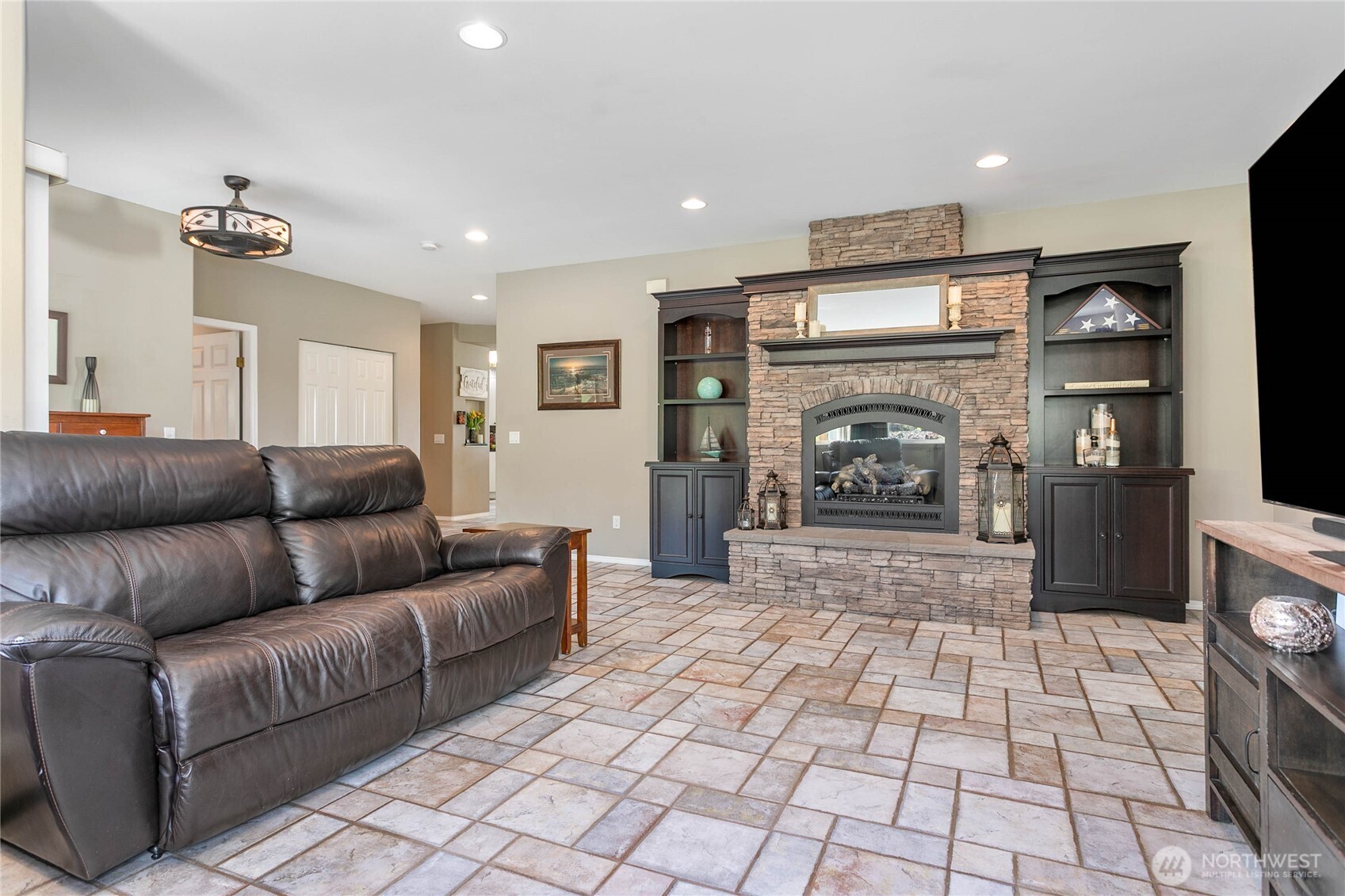 2455 Lee Way Bellingham, WA 98226 - Photo 13 of 40