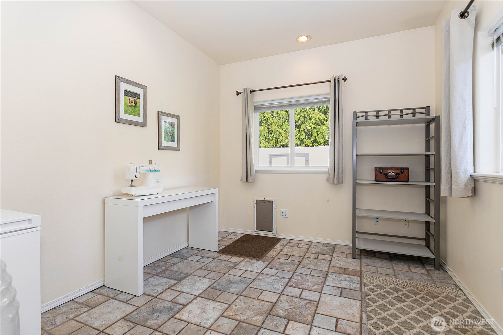 2455 Lee Way Bellingham, WA 98226 - Photo 14 of 40