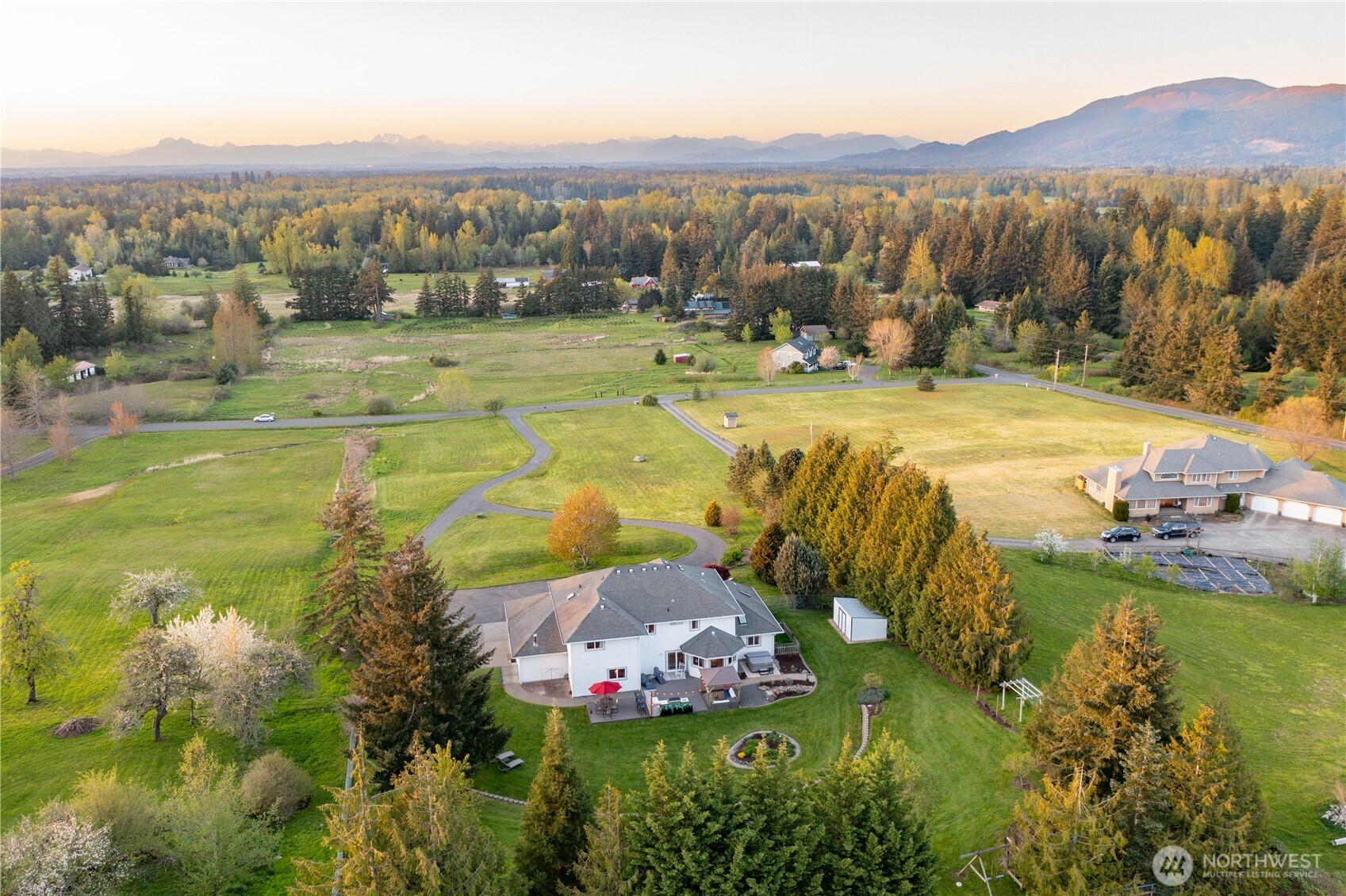 2455 Lee Way Bellingham, WA 98226 - Photo 33 of 40