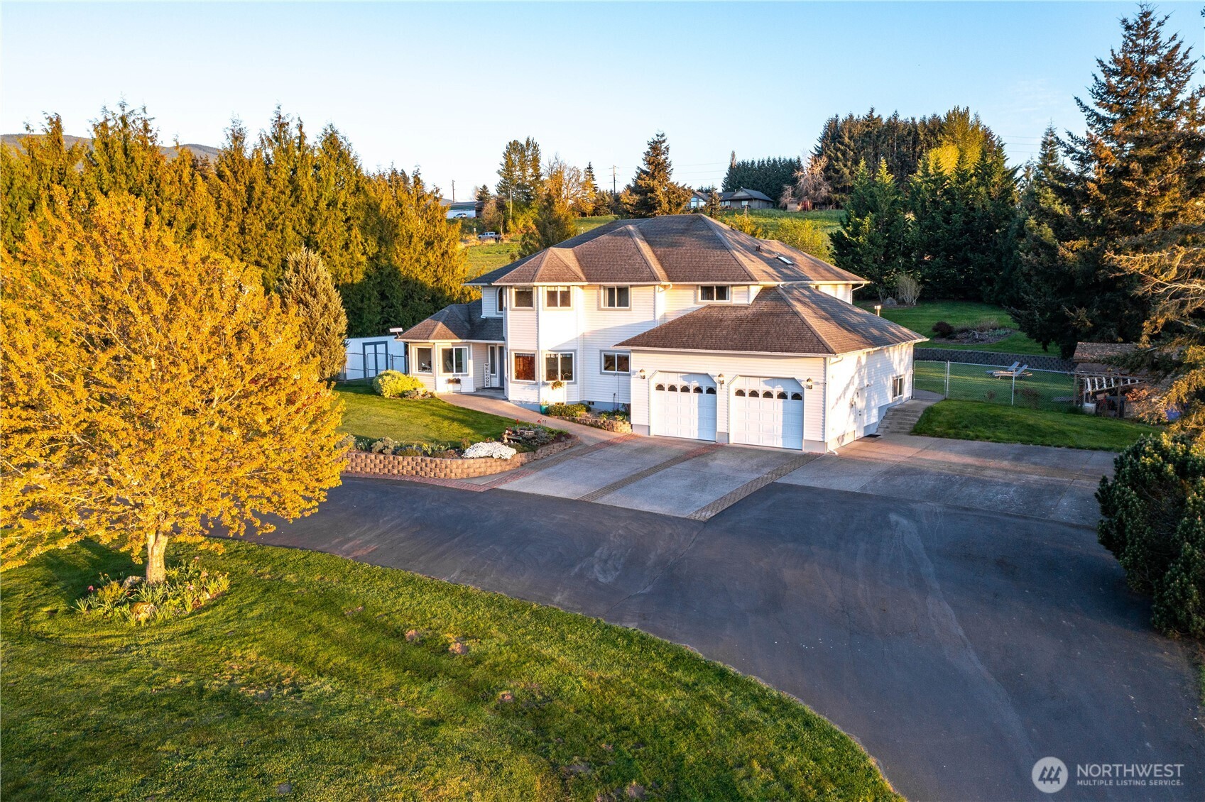 2455 Lee Way Bellingham, WA 98226 - Photo 34 of 40