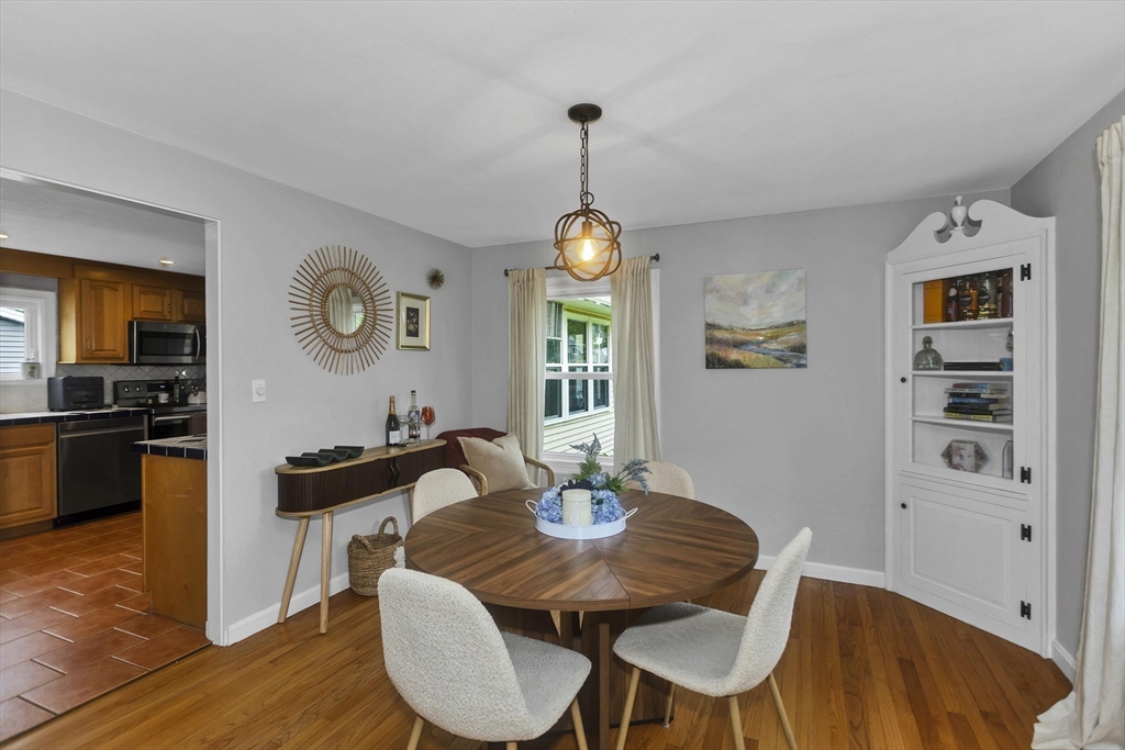 22 Audley Road Springfield, MA 01118 - Photo 6 of 34 Gallery Image 6