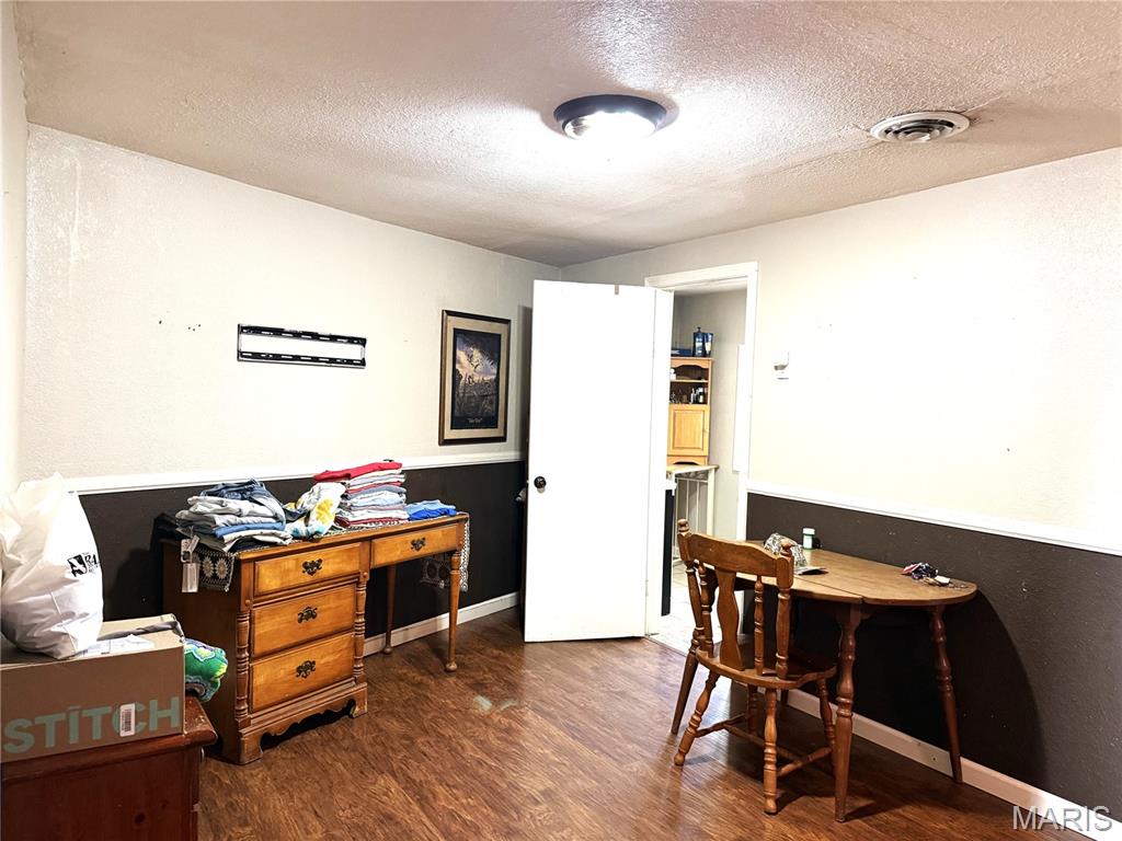 305 Center Street Cooter, MO 63839 - Photo 13 of 18