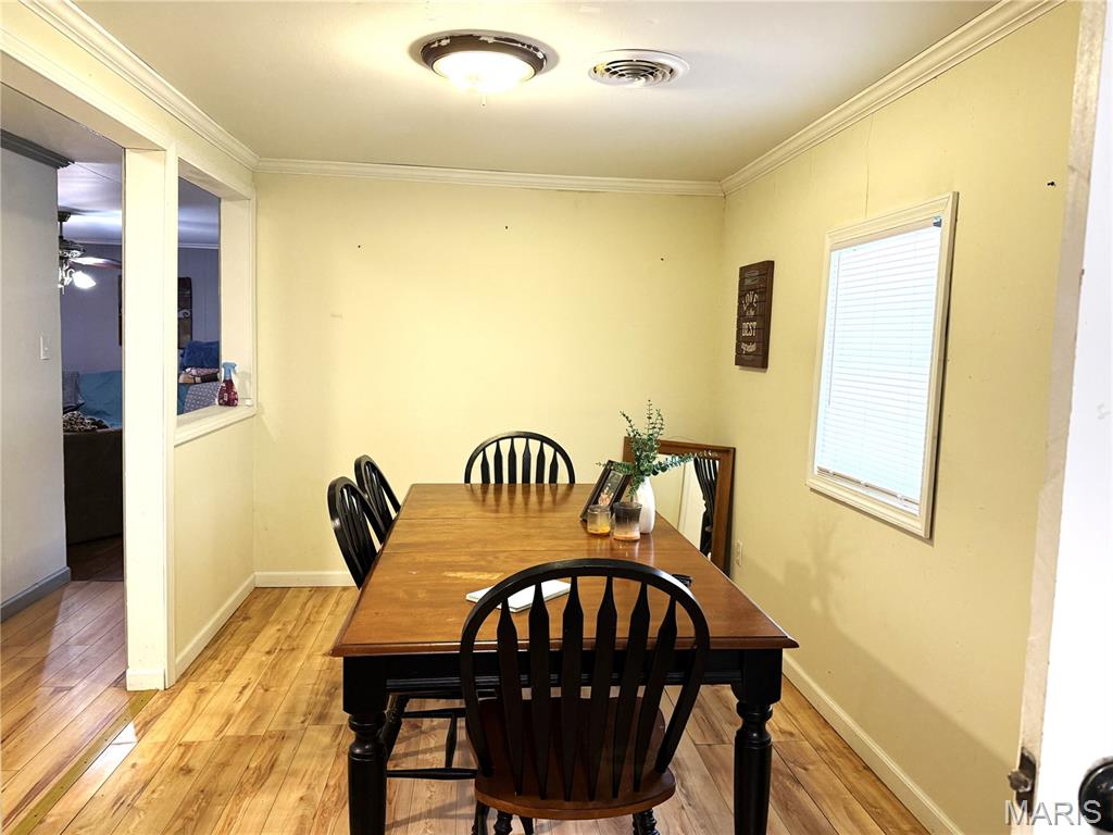 305 Center Street Cooter, MO 63839 - Photo 6 of 18