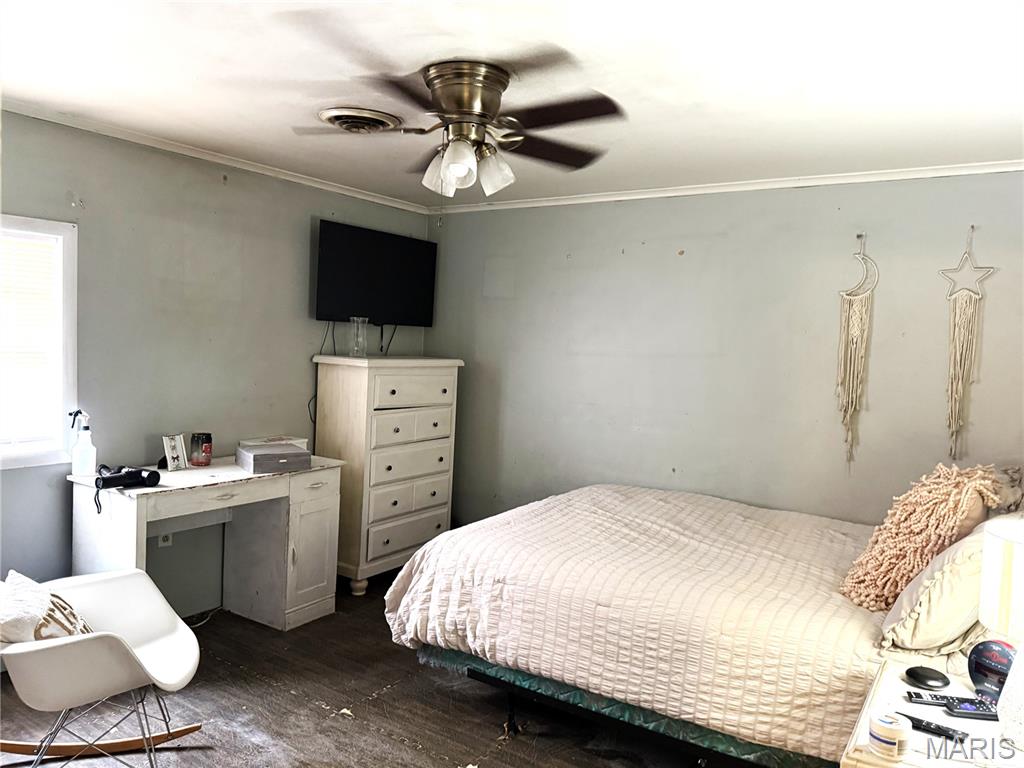 305 Center Street Cooter, MO 63839 - Photo 10 of 18