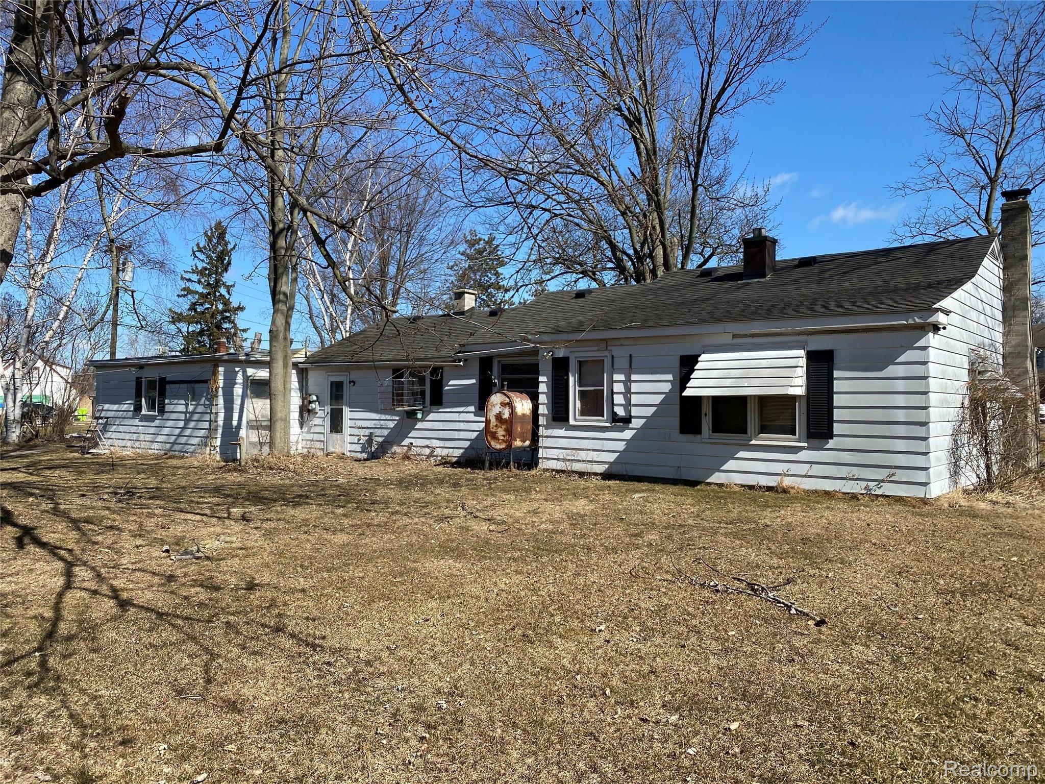 50615 Callens Road New Baltimore, MI 48047 - Photo 4 of 18 IMG_8289.jpg