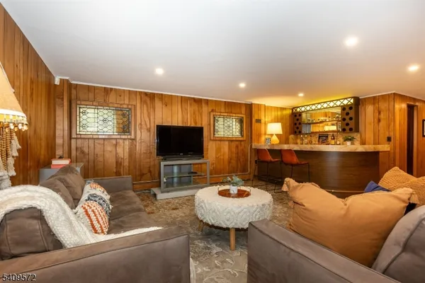 $1,425,000 | 165 North Wyoming Avenue, South Orange, NJ 07079