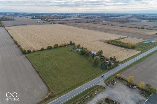 $335,000 | 5579 West Us Highway, Middletown, IN 47356