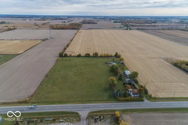 $335,000 | 5579 West Us Highway, Middletown, IN 47356