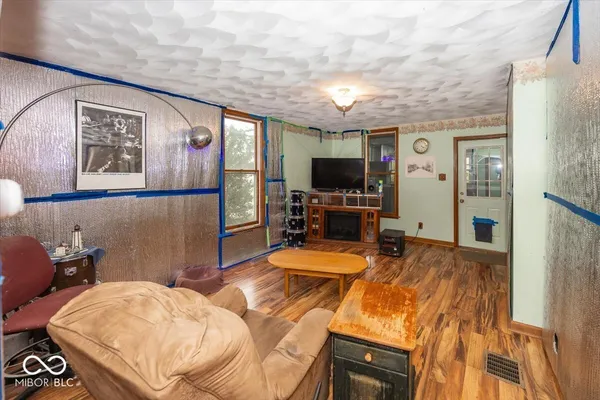 $335,000 | 5579 West Us Highway, Middletown, IN 47356