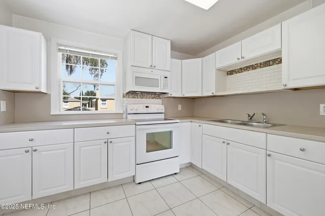 $1,250,000 | 62 1/2 Valencia Street, St. Augustine, FL 32084