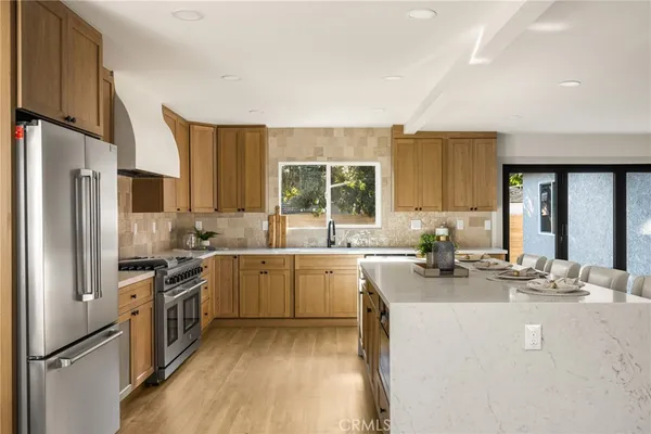 $1,349,000 | 3635 Conquista Avenue, Long Beach, CA 90808