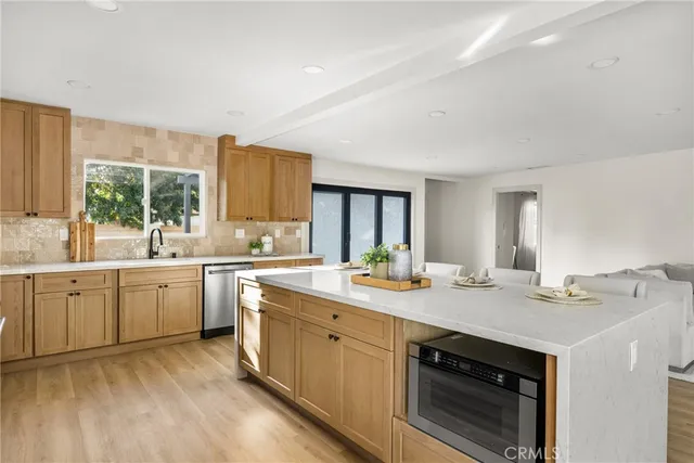 $1,375,000 | 3635 Conquista Avenue, Long Beach, CA 90808