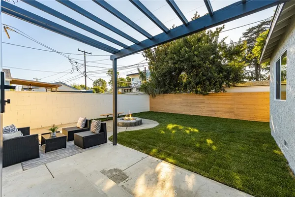$1,349,000 | 3635 Conquista Avenue, Long Beach, CA 90808