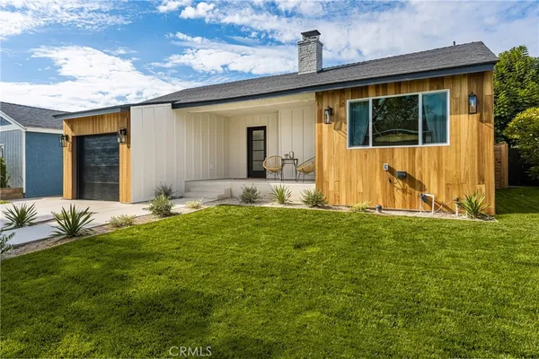 $1,349,000 | 3635 Conquista Avenue, Long Beach, CA 90808
