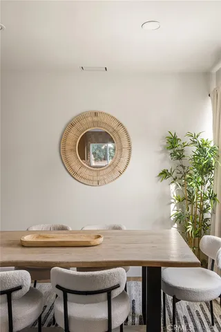 $1,375,000 | 3635 Conquista Avenue, Long Beach, CA 90808