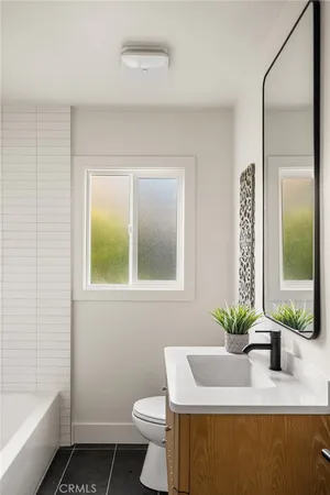 $1,349,000 | 3635 Conquista Avenue, Long Beach, CA 90808