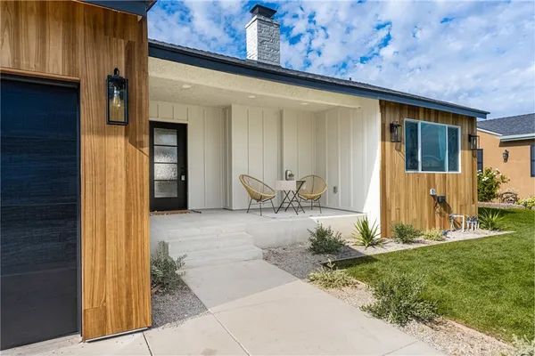 $1,349,000 | 3635 Conquista Avenue, Long Beach, CA 90808
