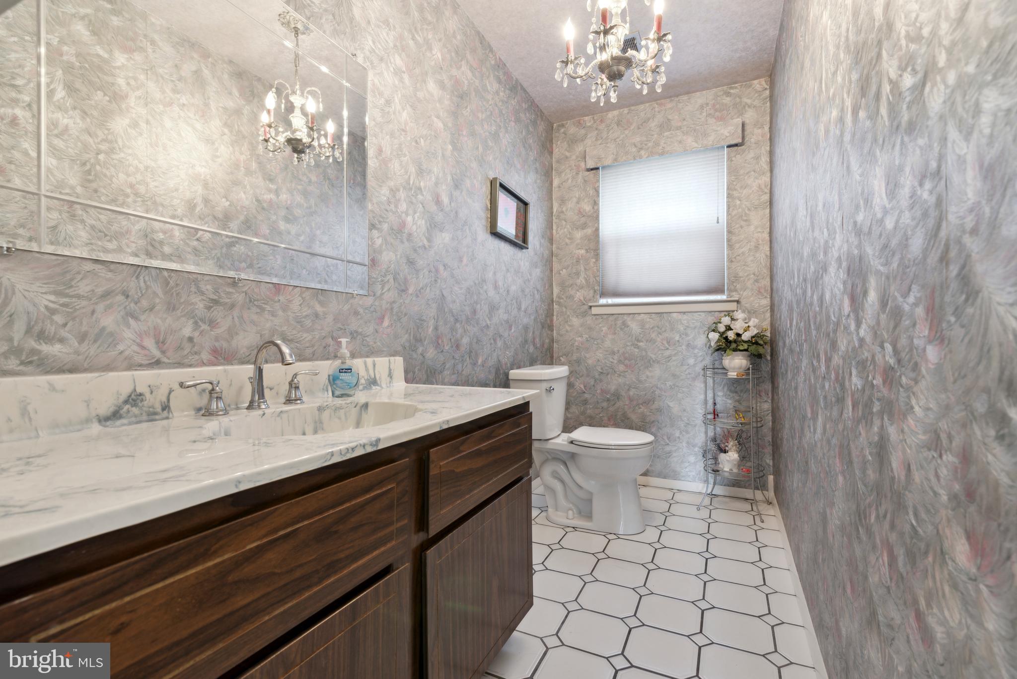 9671 Sandanne Road Philadelphia, PA 19115 - Photo 16 of 25