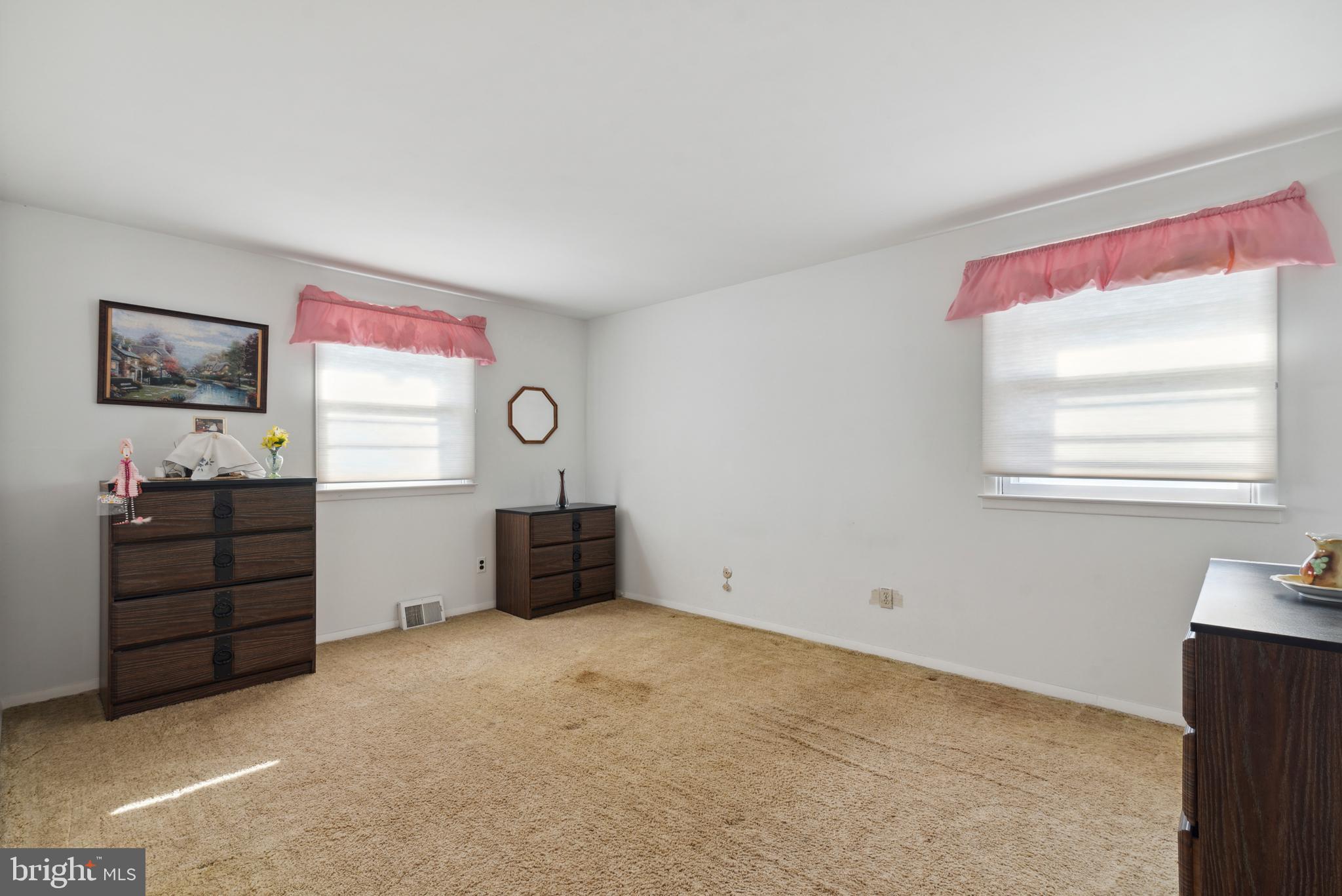 9671 Sandanne Road Philadelphia, PA 19115 - Photo 21 of 25