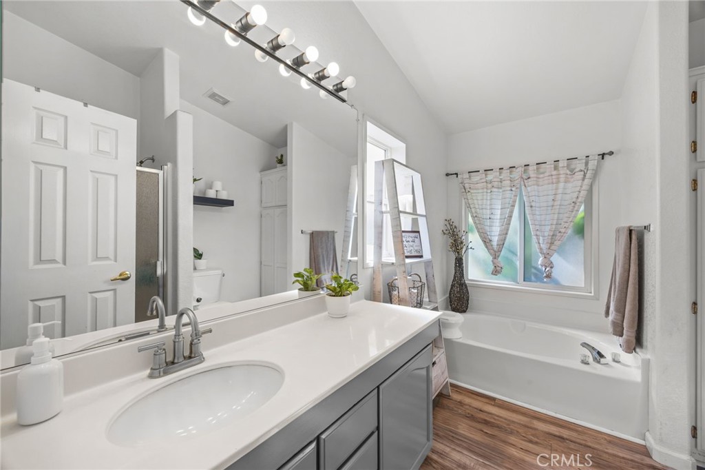 122 Colombo Lane, Unit 77 Tustin, CA 92780 - Photo 36 of 60