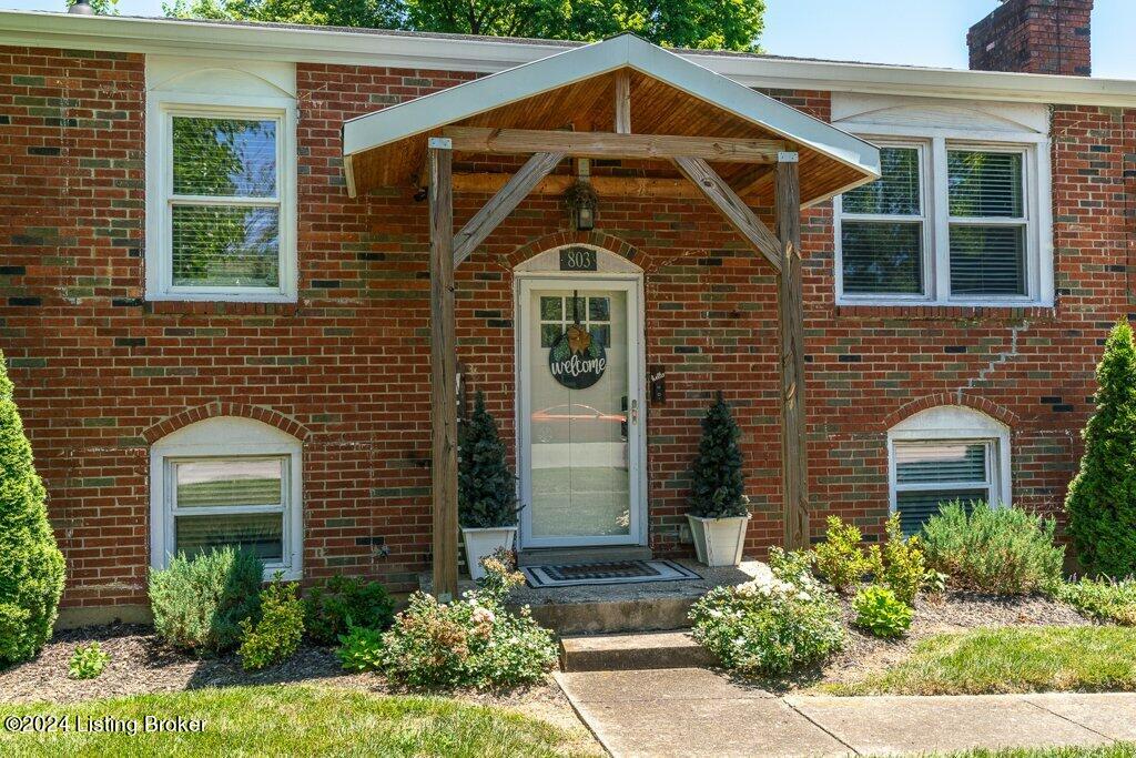 803 Rockbridge Road Louisville, KY 40243 - Photo 3 of 45 005-803-5_m