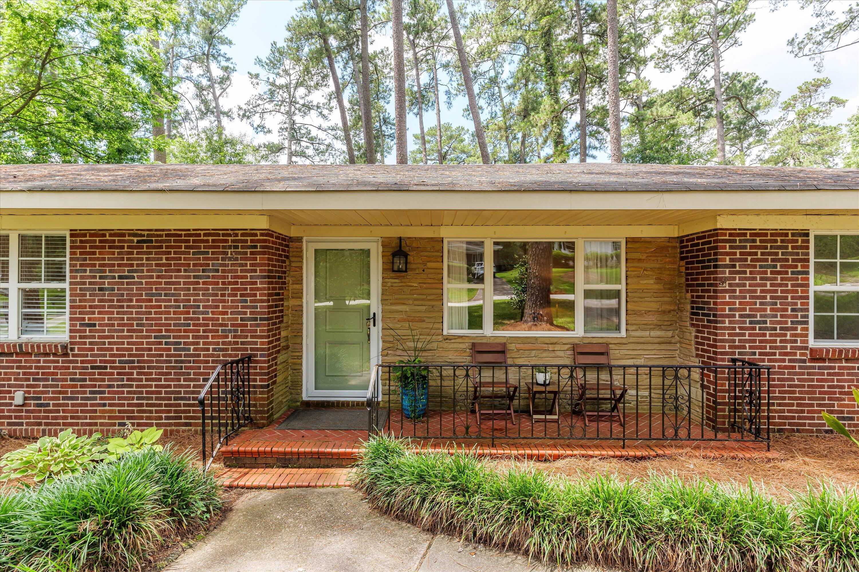 2408 Hiawassee Road Augusta, GA 30904 - Photo 2 of 26 Front view