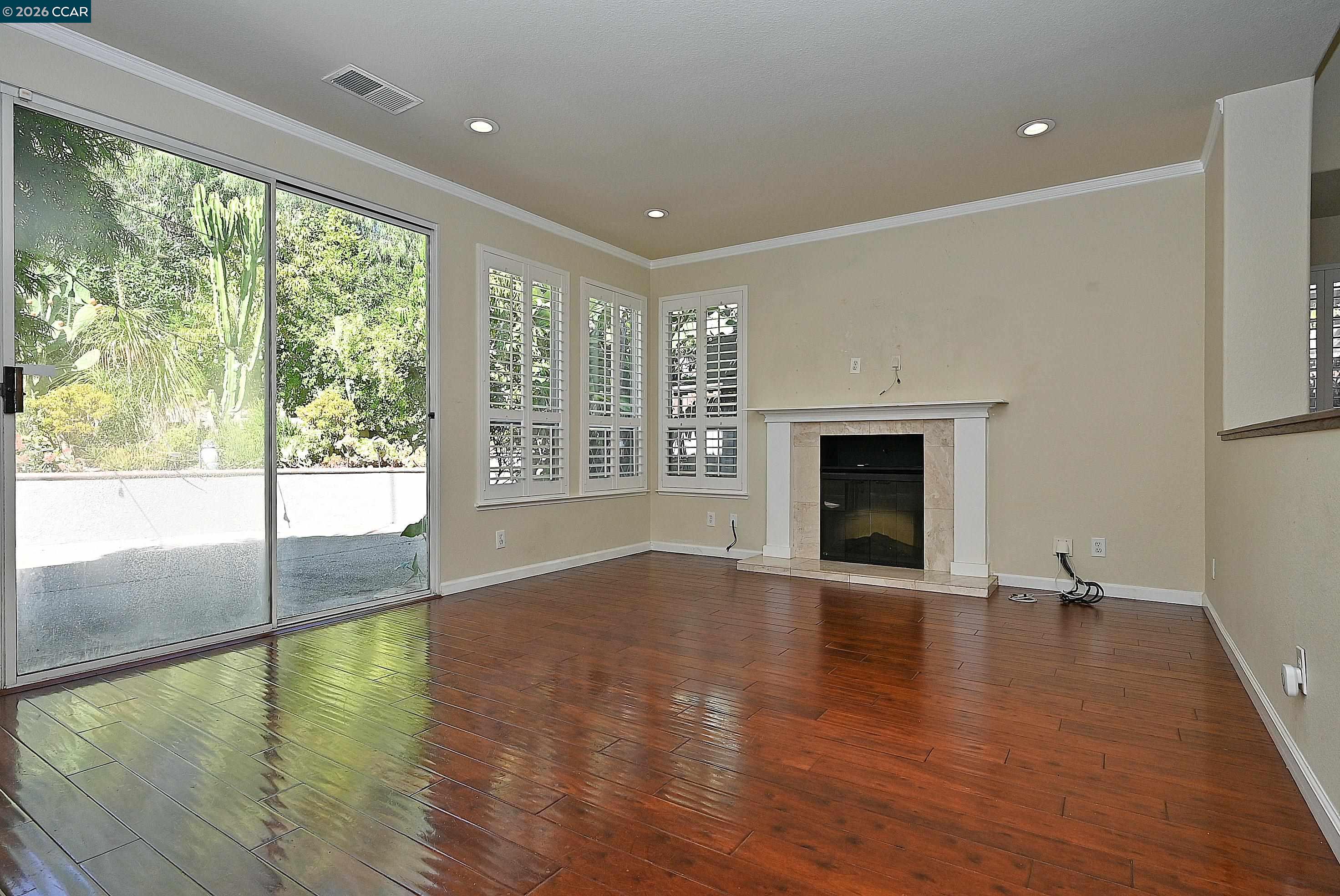 2287 Flagstone Way Concord, CA 94521 - Photo 12 of 56 Gallery Image 12